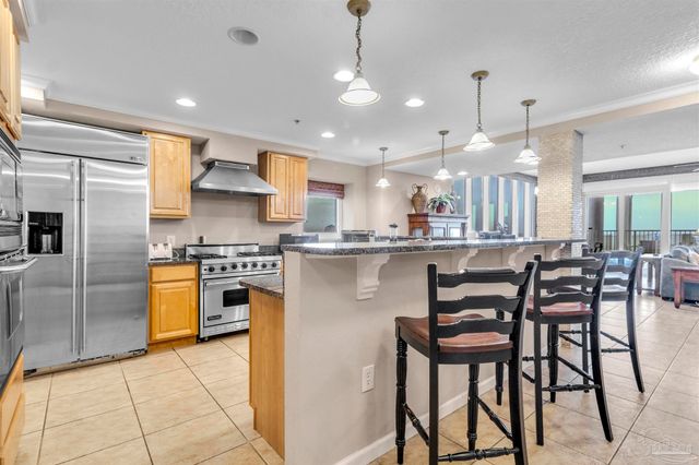 527 E Beach Blvd 201, Gulf Shores, AL 36542
