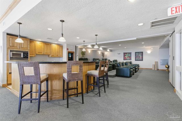 527 E Beach Blvd 201, Gulf Shores, AL 36542