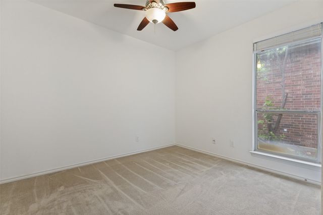 10866 Calderwood Lane, Fort Worth, TX 76052