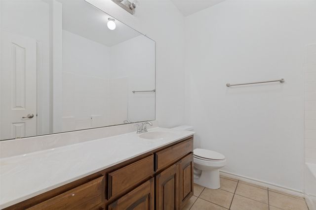 10866 Calderwood Lane, Fort Worth, TX 76052