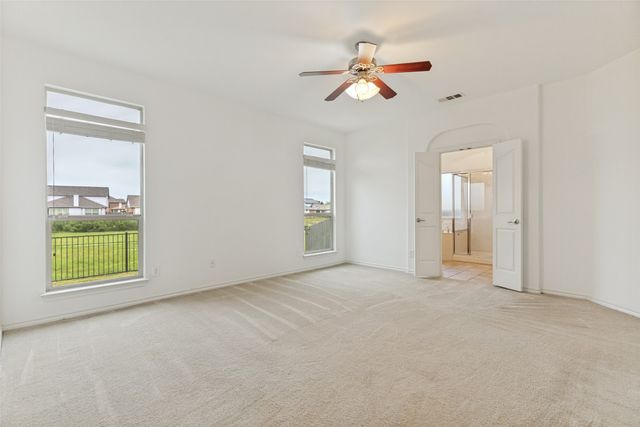 10866 Calderwood Lane, Fort Worth, TX 76052