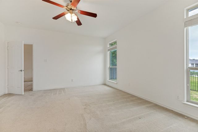 10866 Calderwood Lane, Fort Worth, TX 76052