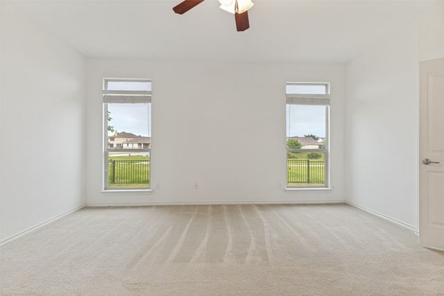 10866 Calderwood Lane, Fort Worth, TX 76052