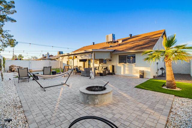 915 W DIAMOND Drive, Tempe, AZ 85283