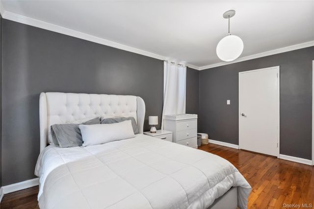 67-30 Dartmouth Street 2H, Forest Hills, NY 11375
