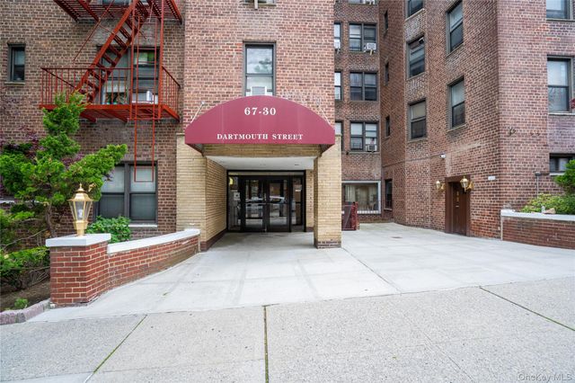67-30 Dartmouth Street 2H, Forest Hills, NY 11375