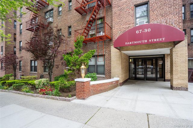 67-30 Dartmouth Street 2H, Forest Hills, NY 11375