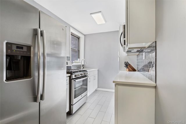 67-30 Dartmouth Street 2H, Forest Hills, NY 11375