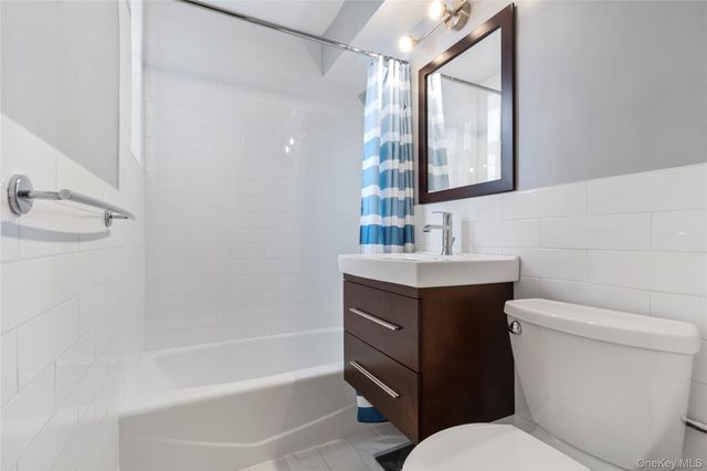 67-30 Dartmouth Street 2H, Forest Hills, NY 11375