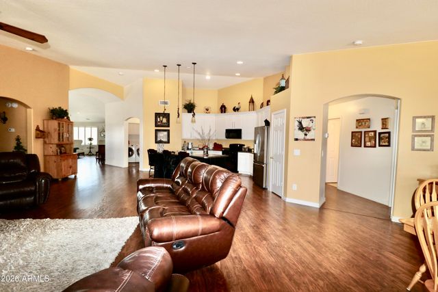 3542 N ARTHUR Lane, Casa Grande, AZ 85122