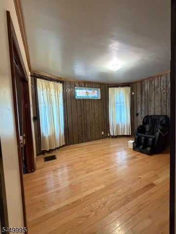 57 Randolph Ave, Jersey City, NJ 07305