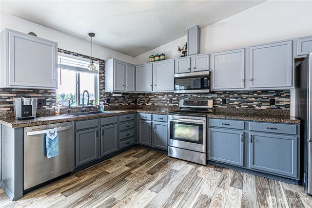 1416 200th Street Ct E, Spanaway, WA 98387