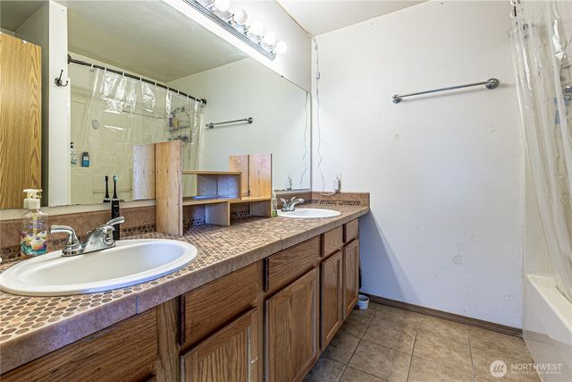 1416 200th Street Ct E, Spanaway, WA 98387