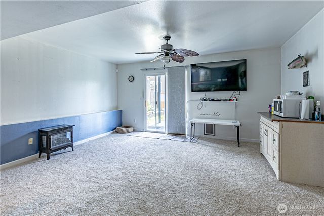 1416 200th Street Ct E, Spanaway, WA 98387