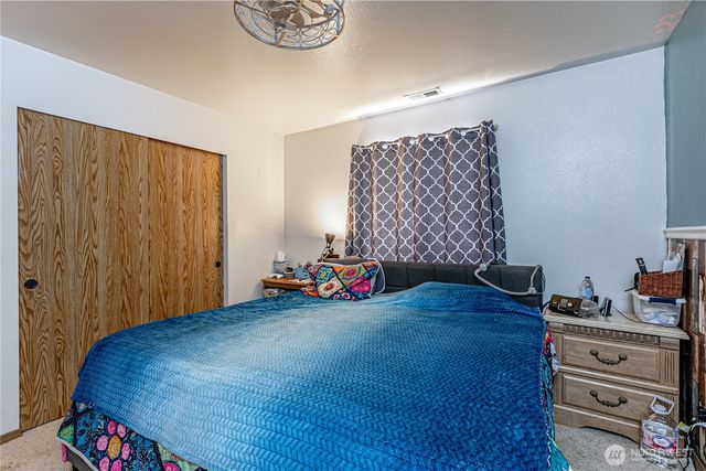 1416 200th Street Ct E, Spanaway, WA 98387