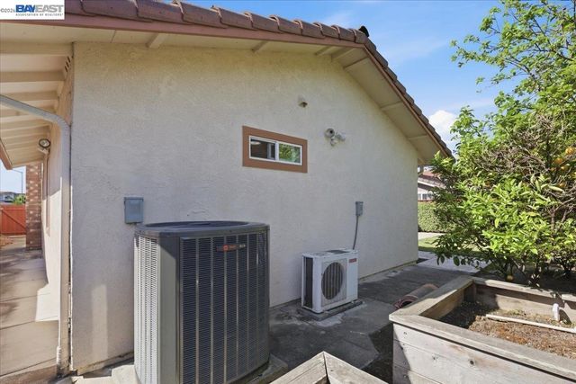 33513 Bardolph Cir, Fremont, CA 94555