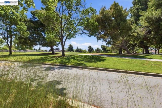 33513 Bardolph Cir, Fremont, CA 94555