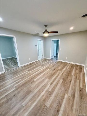 8661 Dodge Avenue, Warren, MI 48089