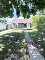 8661 Dodge Avenue, Warren, MI 48089