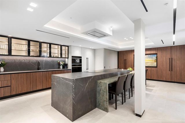 400 Sunny Isles Blvd PH-03, Sunny Isles Beach, FL 33160