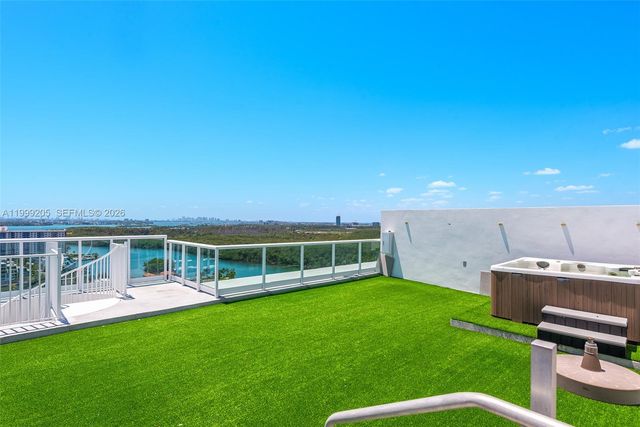 400 Sunny Isles Blvd PH-03, Sunny Isles Beach, FL 33160