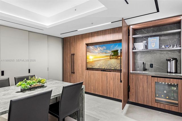 400 Sunny Isles Blvd PH-03, Sunny Isles Beach, FL 33160