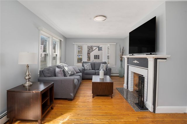 425 Park Avenue, Cranston, RI 02910