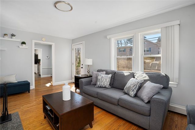 425 Park Avenue, Cranston, RI 02910