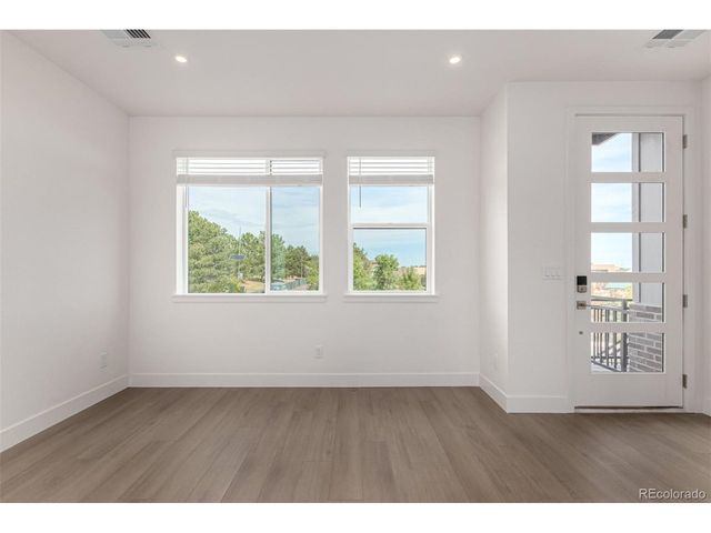 73 Ascent Trl, Englewood, CO 80112