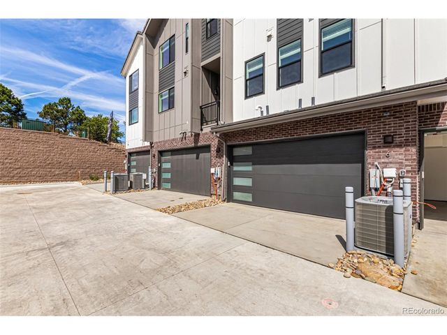 73 Ascent Trl, Englewood, CO 80112