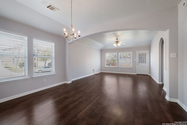 902 Siena View, San Antonio, TX 78253