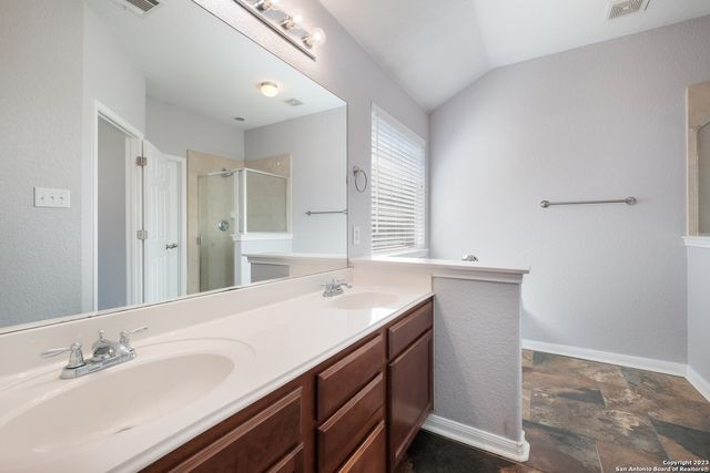 902 Siena View, San Antonio, TX 78253