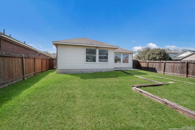 902 Siena View, San Antonio, TX 78253