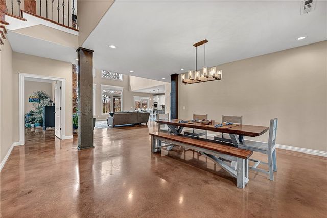 425 NE Duke Hill Road, Bentonville, AR 72713