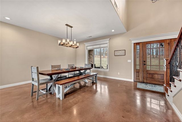 425 NE Duke Hill Road, Bentonville, AR 72713