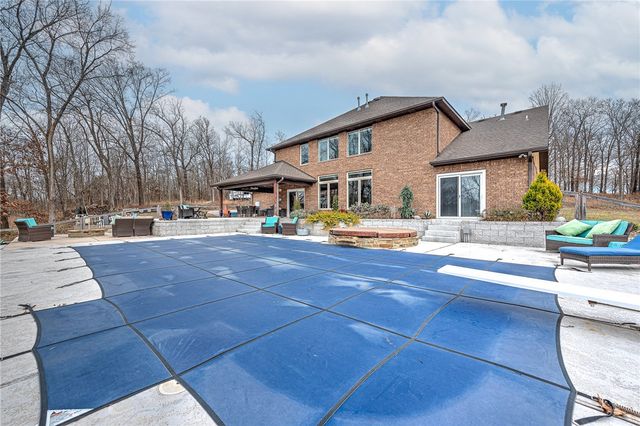 425 NE Duke Hill Road, Bentonville, AR 72713