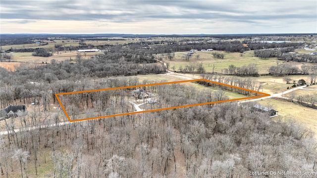 425 NE Duke Hill Road, Bentonville, AR 72713