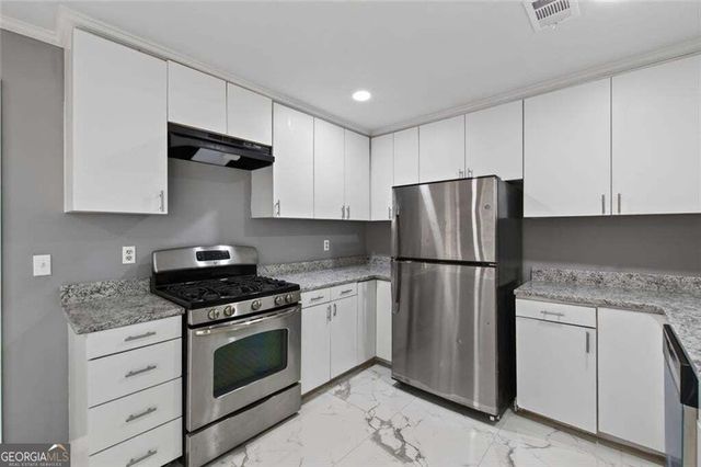 6405 Kensington Court, Austell, GA 30106