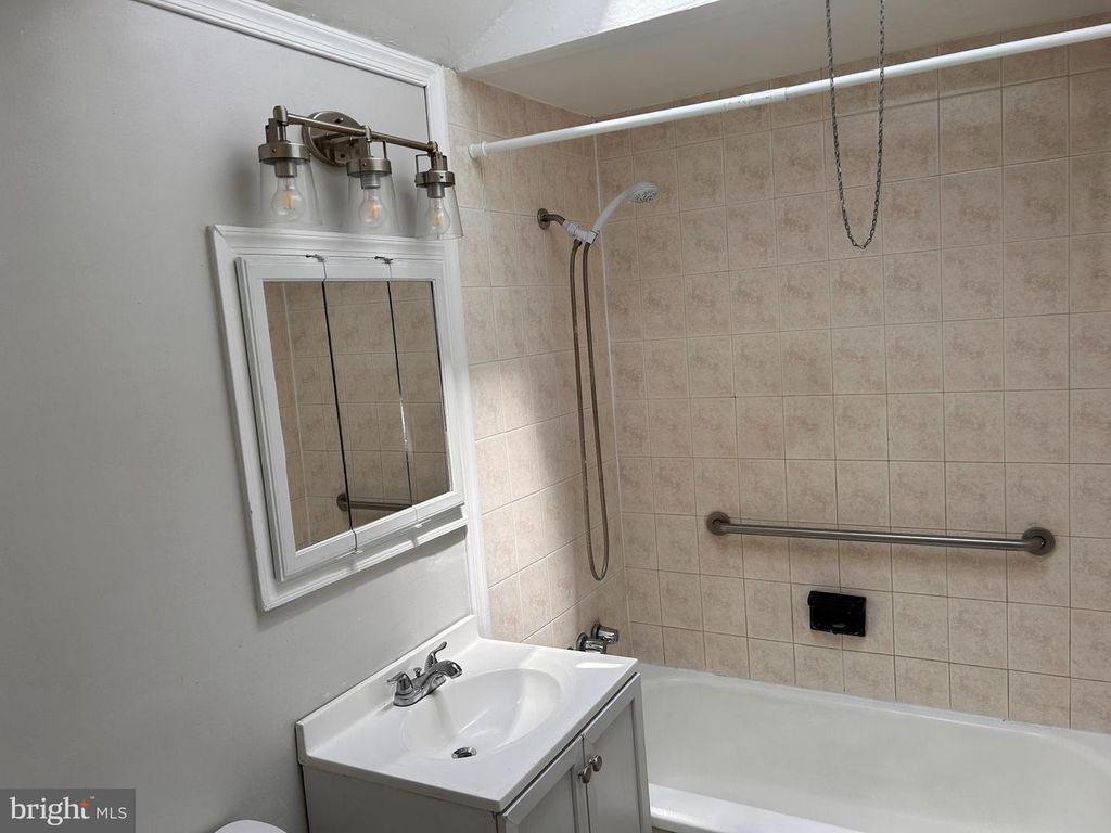 1018 WARD ST, Chester, PA 19013