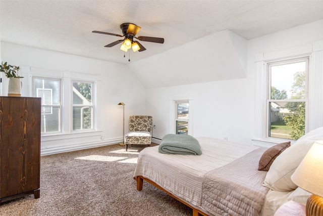 108 S 4th Avenue, Huxley, IA 50124