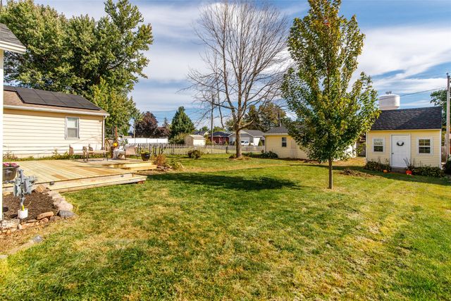 108 S 4th Avenue, Huxley, IA 50124