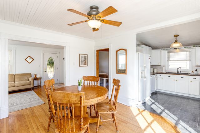 108 S 4th Avenue, Huxley, IA 50124