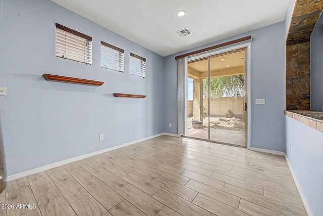 6820 W PLEASANT Lane, Laveen, AZ 85339