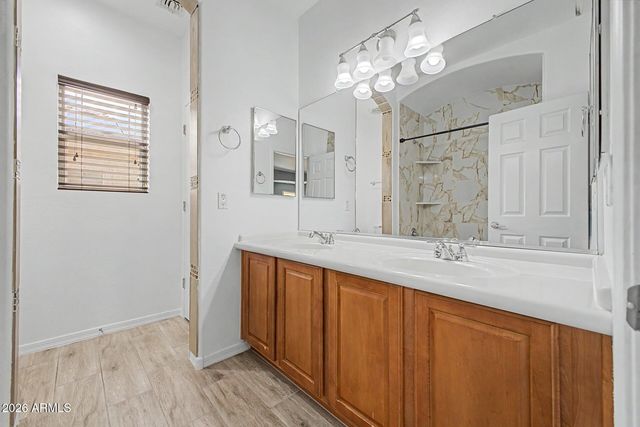 6820 W PLEASANT Lane, Laveen, AZ 85339