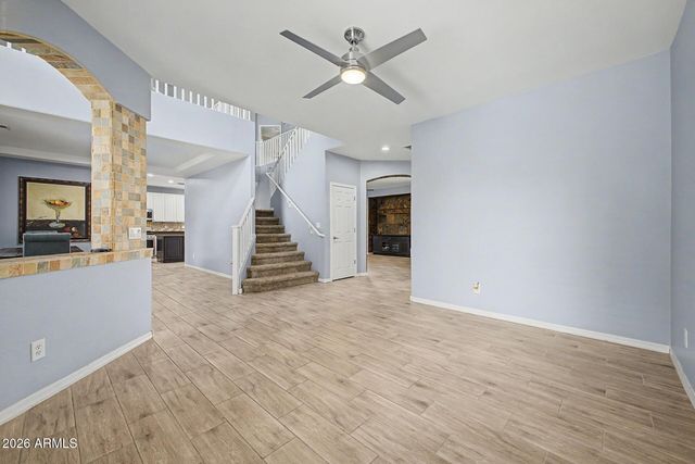 6820 W PLEASANT Lane, Laveen, AZ 85339