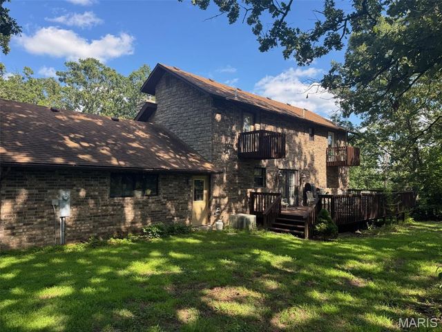 31625 Old Highway 5, Lebanon, MO 65536