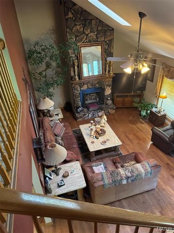 31625 Old Highway 5, Lebanon, MO 65536