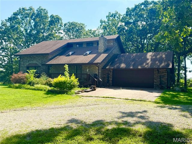 31625 Old Highway 5, Lebanon, MO 65536