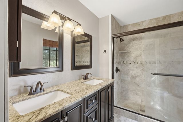 3211 Forest Creek Drive, Fort Worth, TX 76123