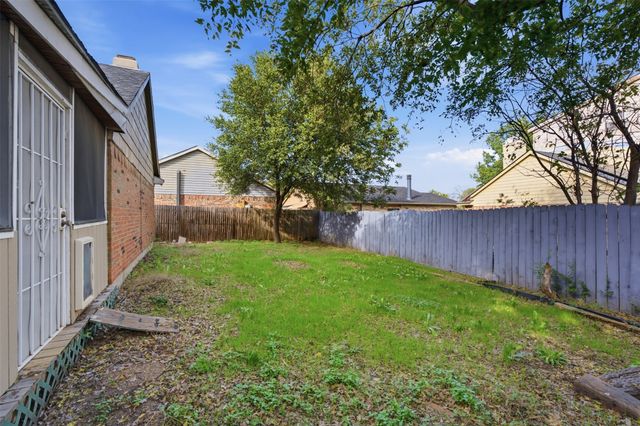 3211 Forest Creek Drive, Fort Worth, TX 76123